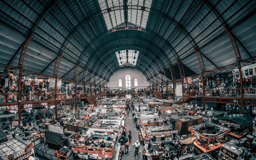 Read more about the article The Future of E-commerce: What to Expect in 2025